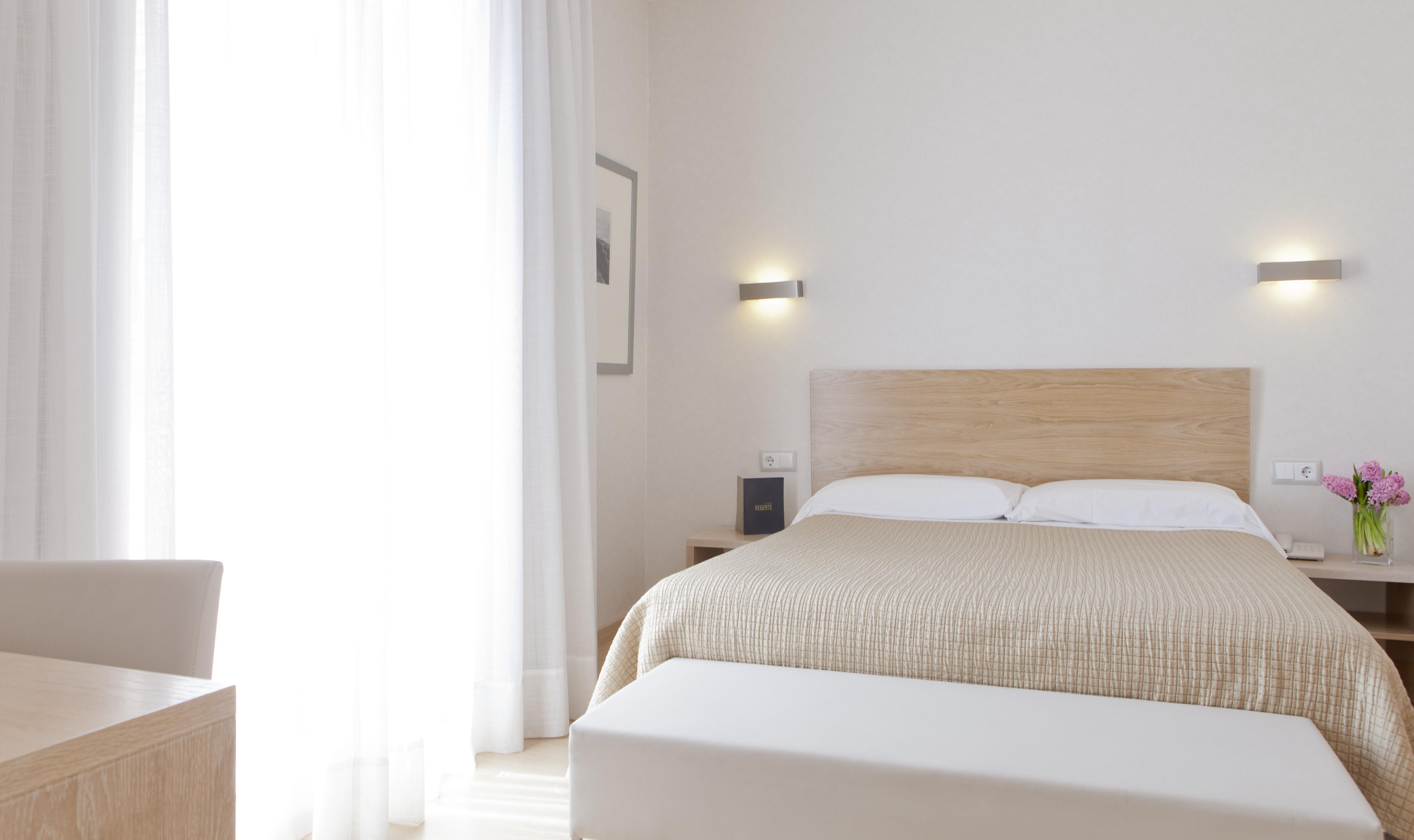 Regente Hotel Madrid Esterno foto
