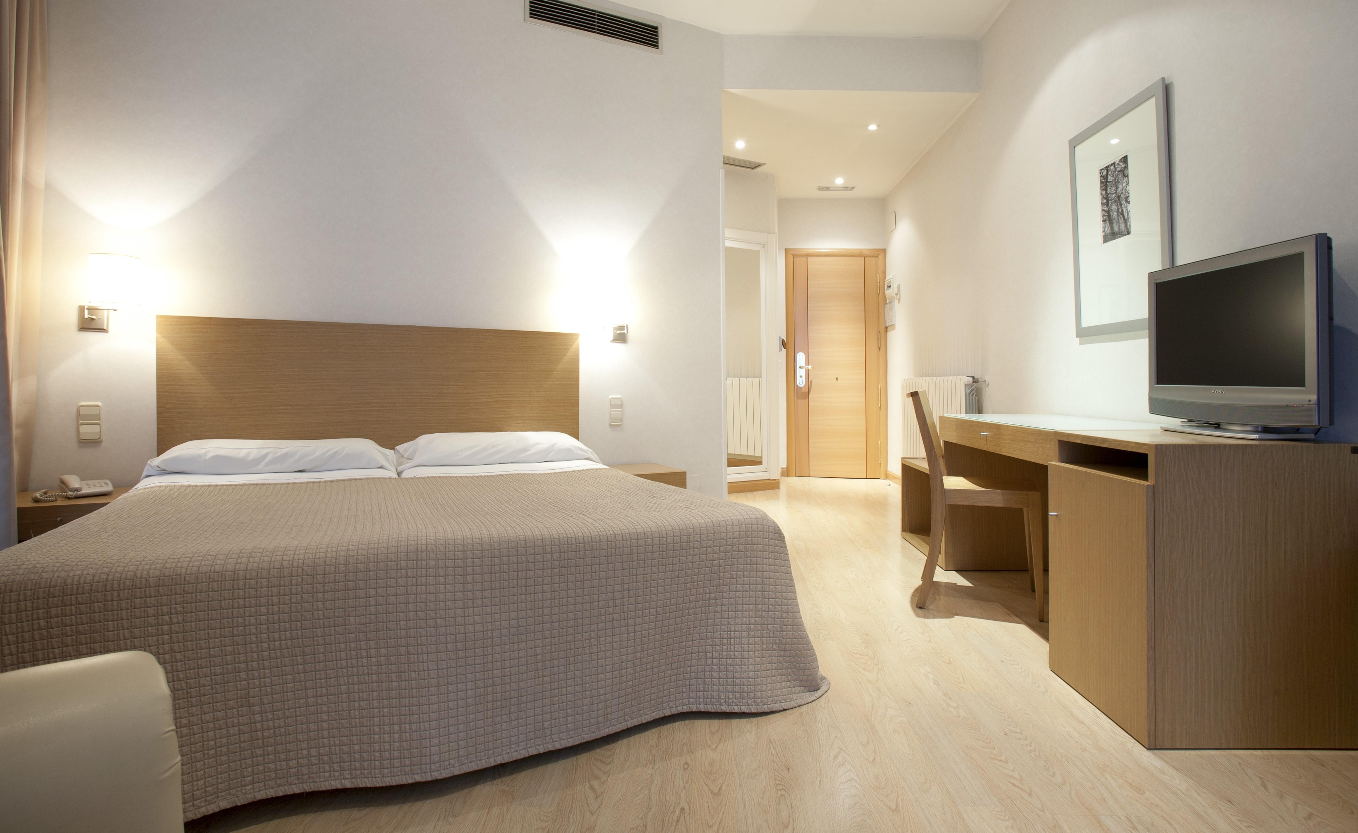 Regente Hotel Madrid Esterno foto