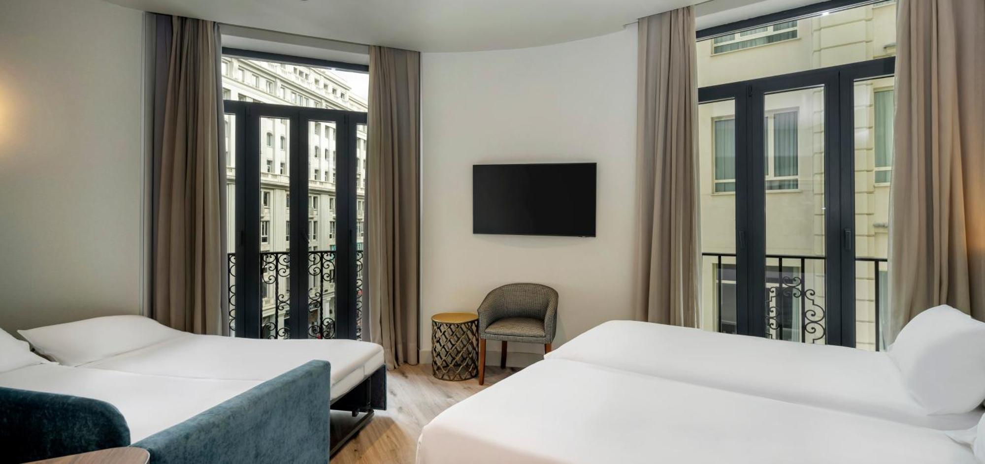 Regente Hotel Madrid Esterno foto
